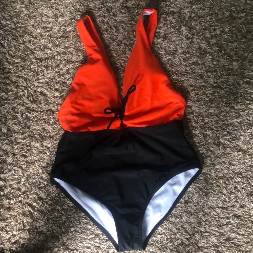 One piece swimsuit